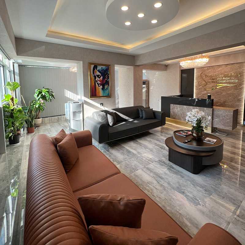 Bademcik ameliyatı (Tonsillektomi) ,Geniz eti ameliyatı (Adenoidektomi) , Kulak ameliyatları , Sinüs ameliyatları ,Burun ameliyatları ,Boğaz ameliyatları ,Tiroid cerrahisi , Yutma bozuklukları: Nörolojik bozukluklar veya anatomik sorunlar nedeniyle oluşabilir.